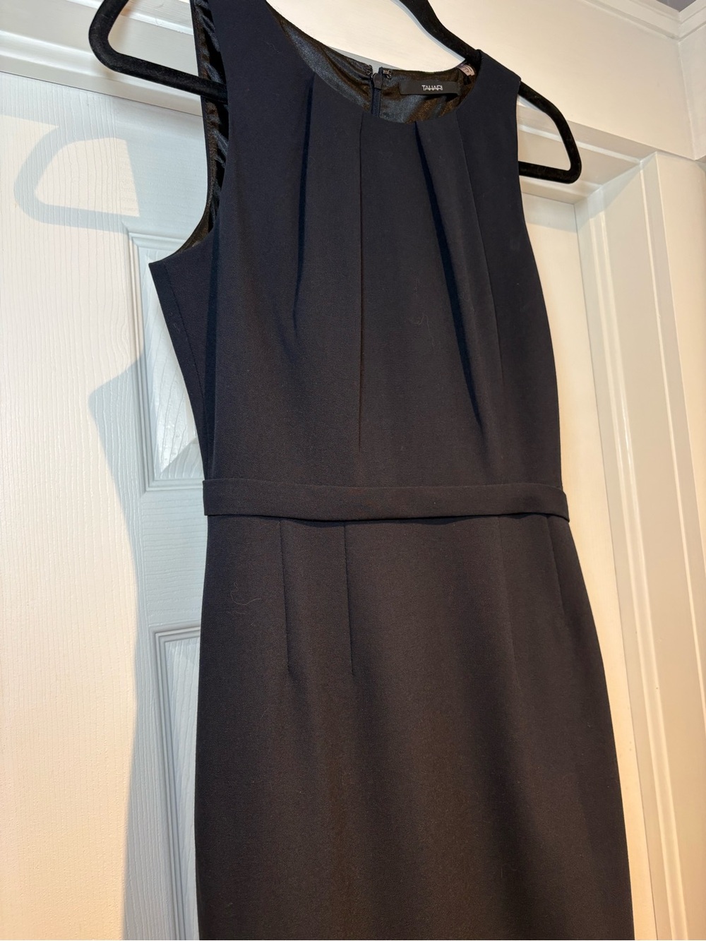 Tahari Navy Blue Sleeveless Sheath Dress - Picture 4 of 12
